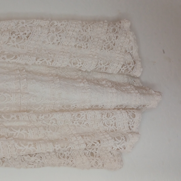 Mossimo Supply Co. Lace Dress - Picture 4 of 9